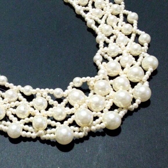 Vintage White Faux Pearl Woven Choker Collar Style Beaded Necklace - Picture 5 of 5